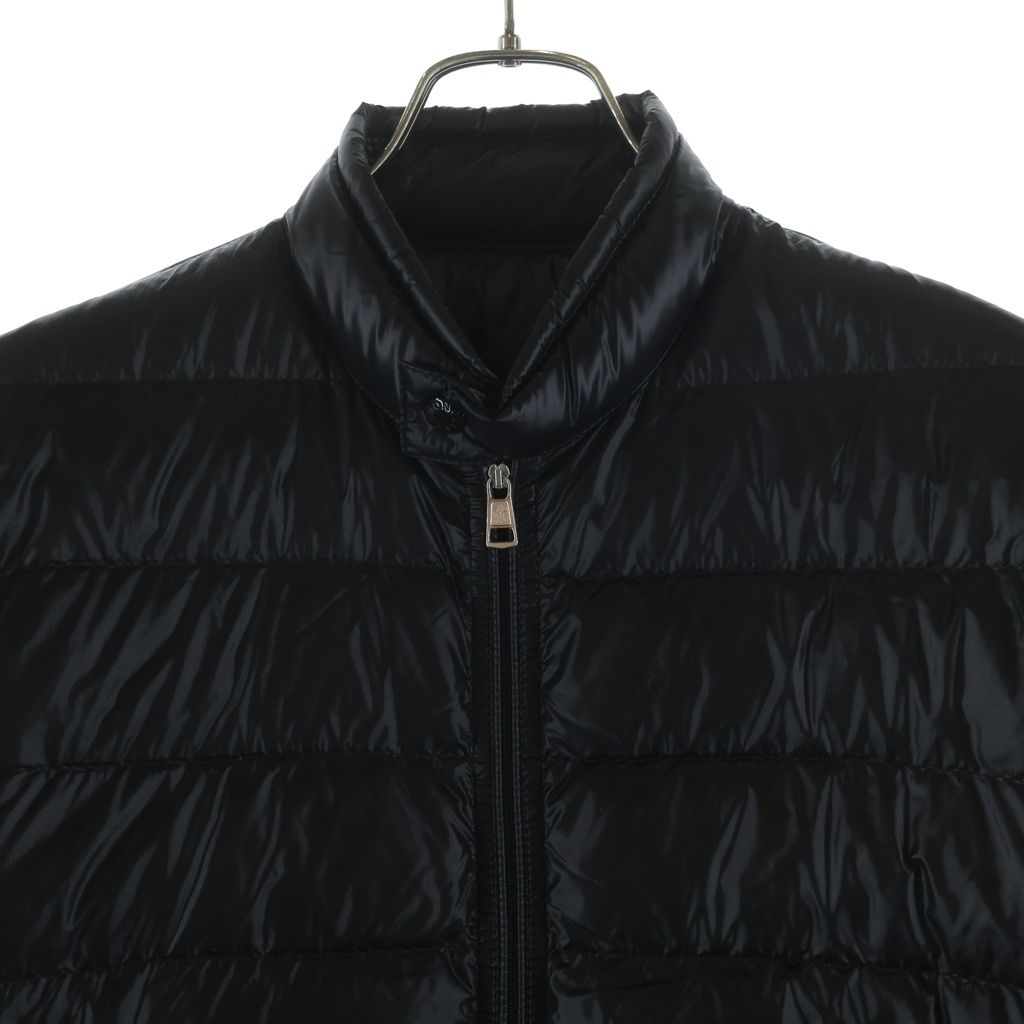 Moncler Acorus Shoulder Logo Patch Zip Up Jacket Black — view 3