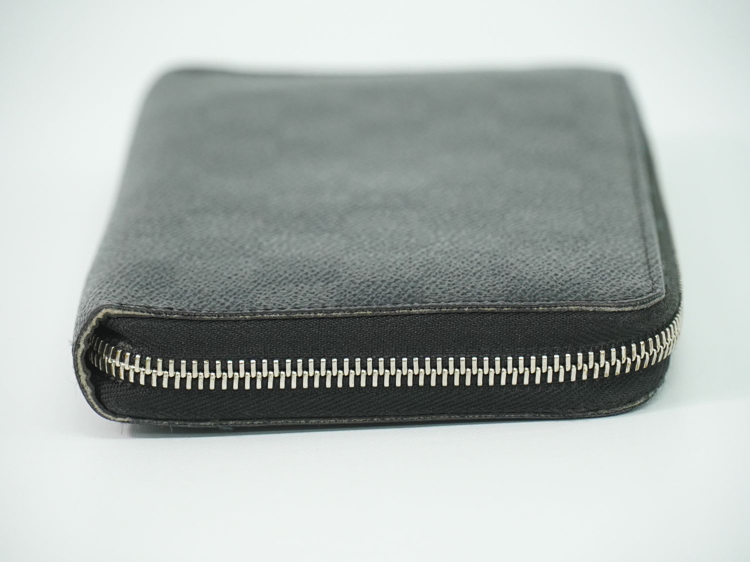 Louis Vuitton LV Zippy Organizer NM Damier Graphite Wallet Black Gray — view 4