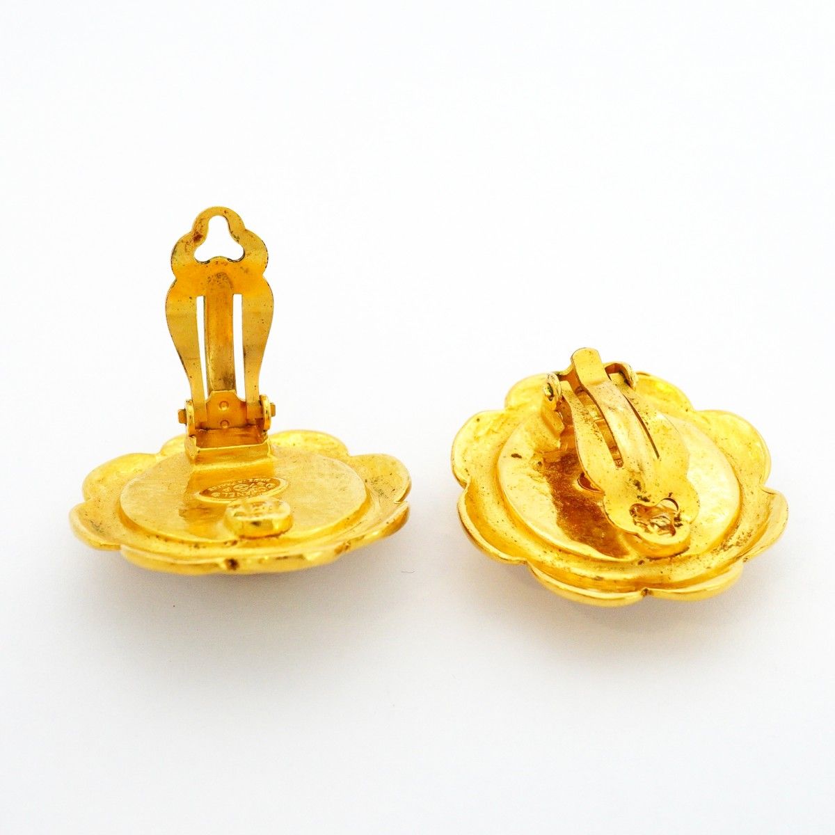 Chanel Earrings Vintage CC Logo Flower Motif Gold Plated Faux Pearl — view 3