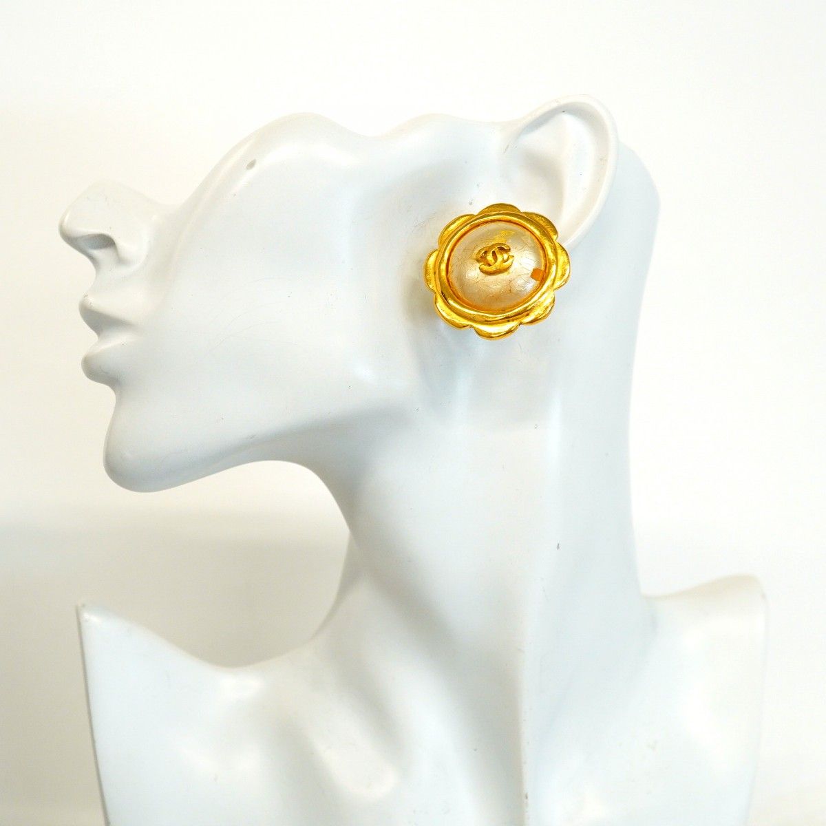 Chanel Earrings Vintage CC Logo Flower Motif Gold Plated Faux Pearl — view 5