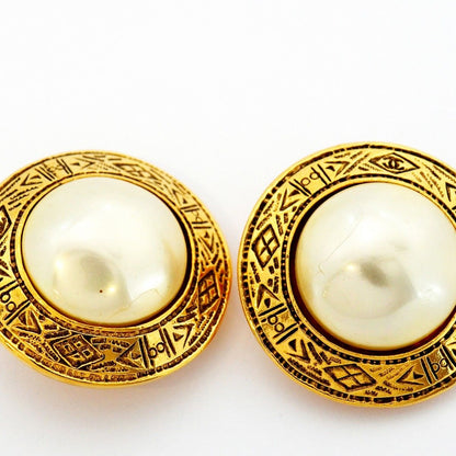 Chanel Earrings Vintage Round — view 6