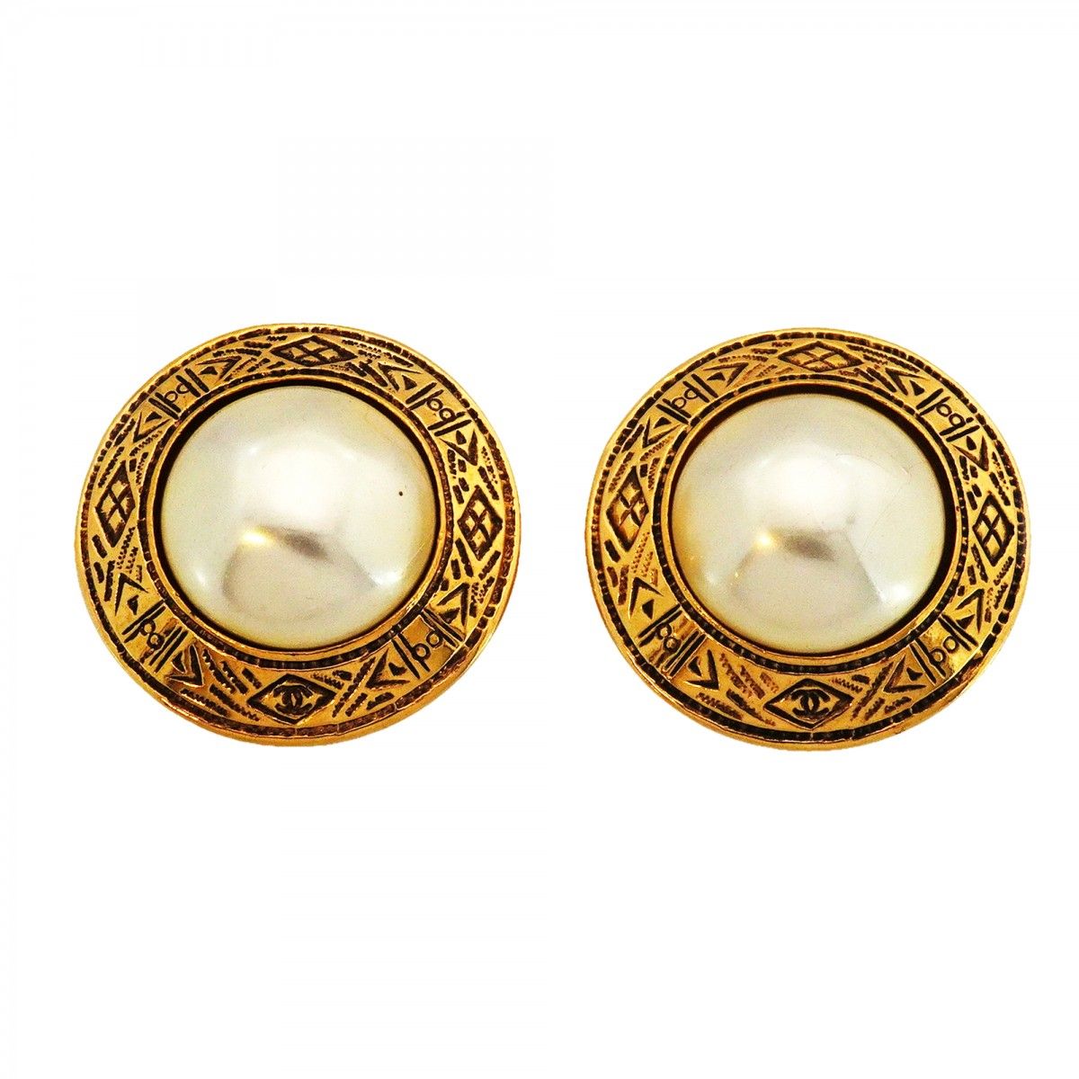 Chanel Earrings Vintage Round