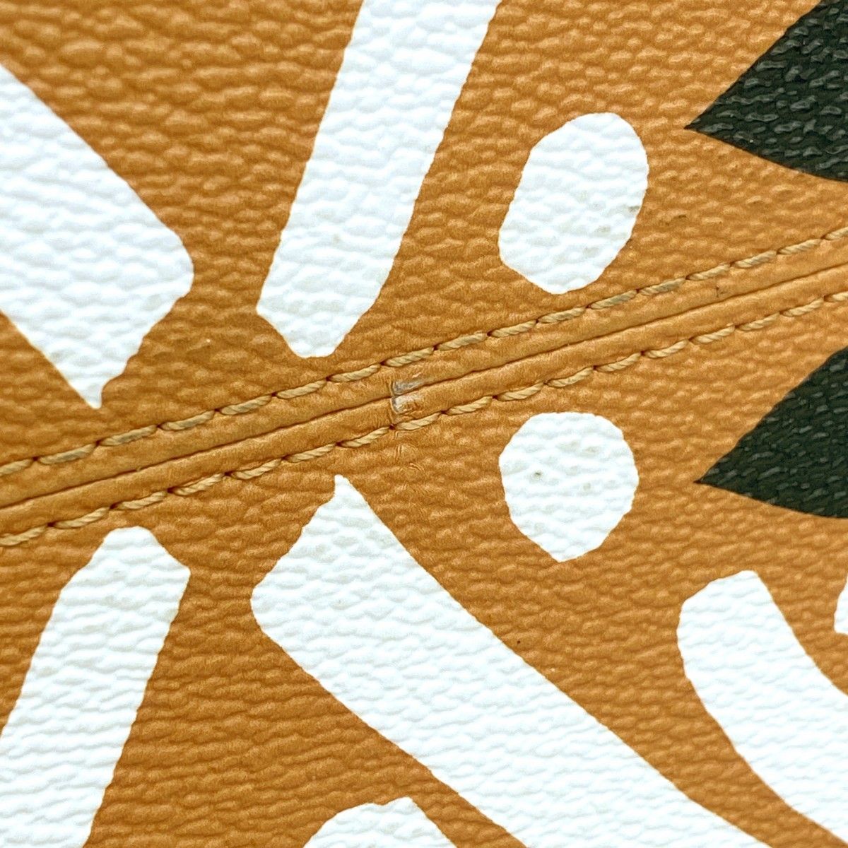 Louis Vuitton Tote LV Crafty On The Go GM Cream Caramel 2-Way — view 7