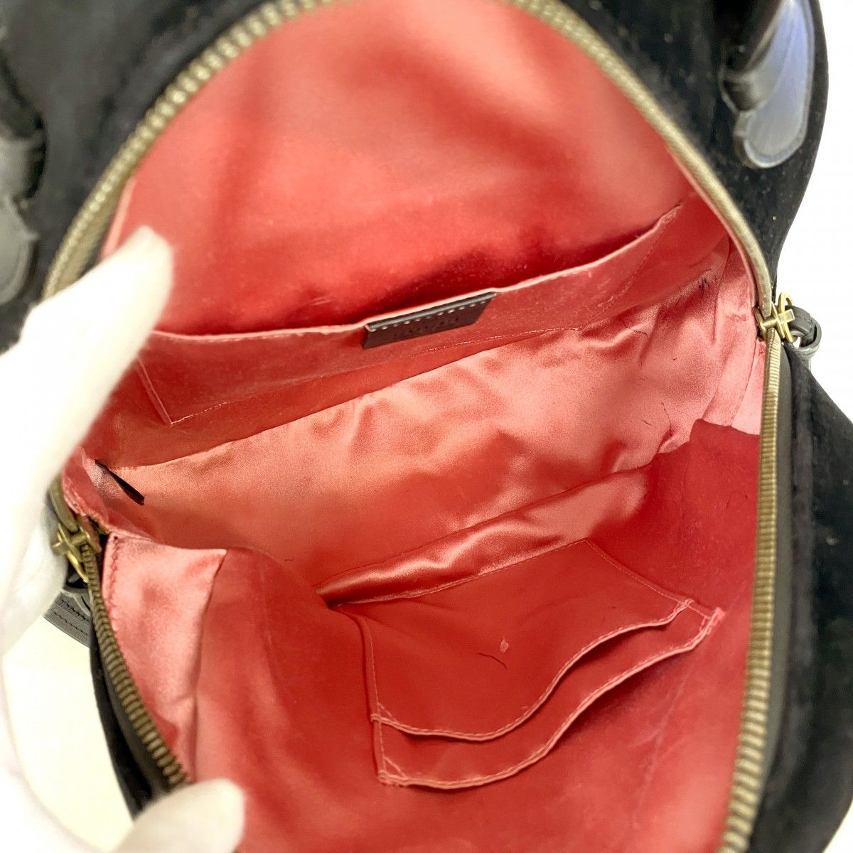 Gucci Backpack GG Marmont Velvet Black Gold — view 4
