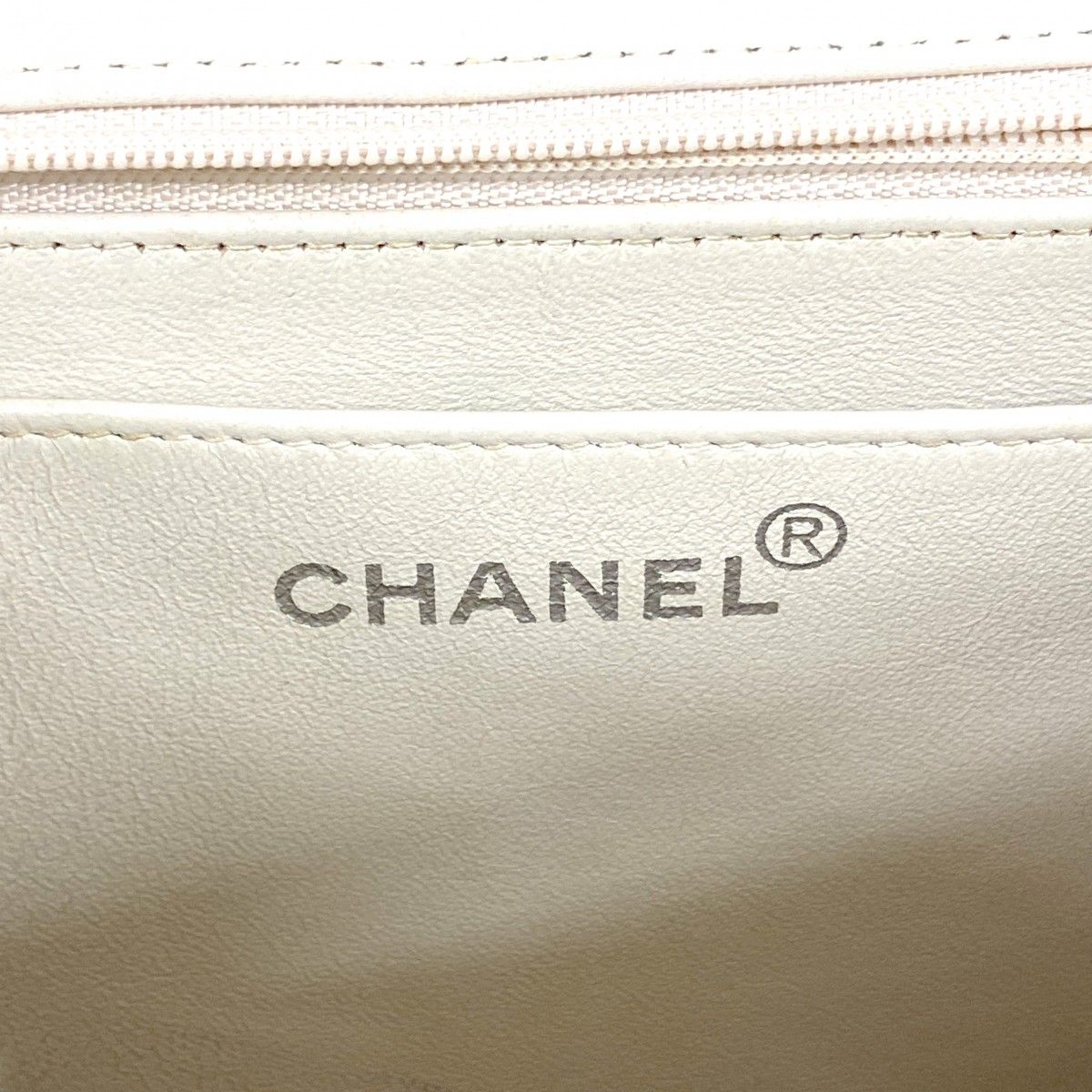 Chanel Handbag Quilted Lambskin Ivory Silver — view 5