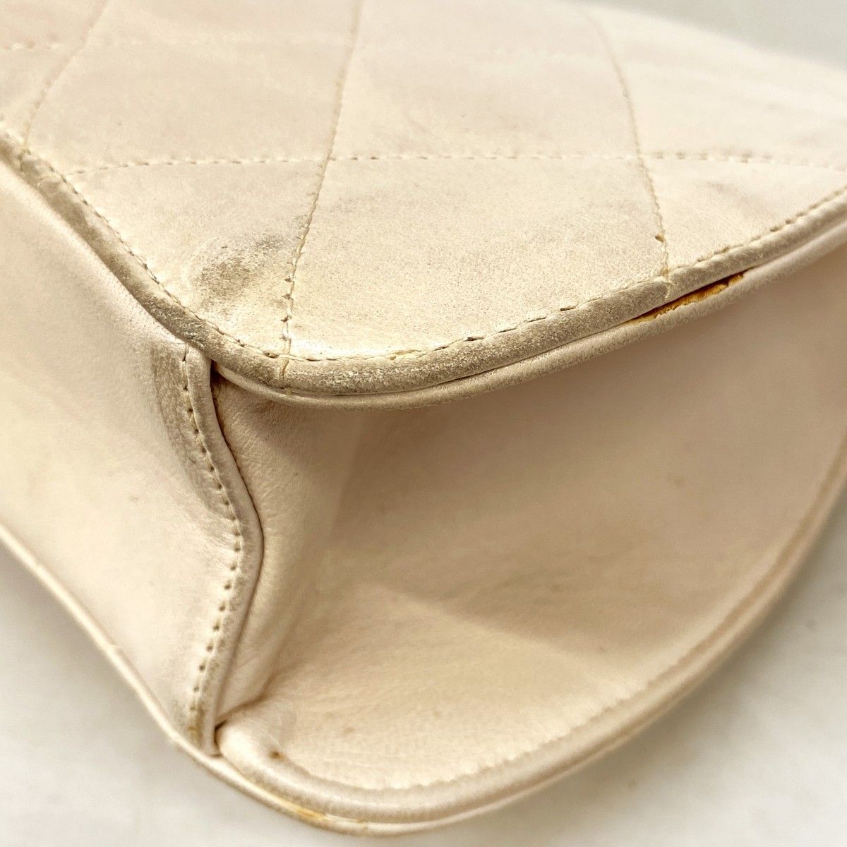 Chanel Handbag Quilted Lambskin Ivory Silver — view 7