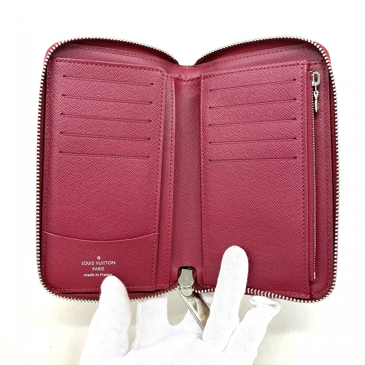 Louis Vuitton Wallet Epi Zippy Compact Fuchsia — view 3