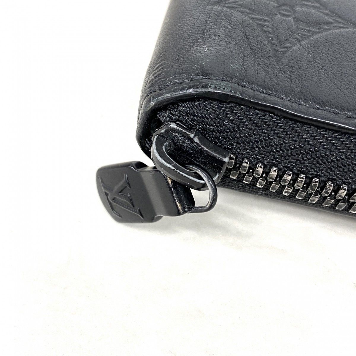Louis Vuitton Wallet Monogram Shadow Zippy Vertical Black — view 7