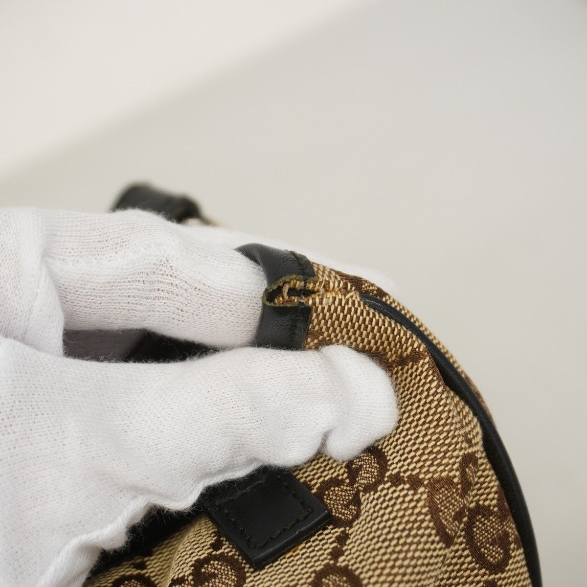 Gucci Tote GG Canvas Beige Black Gold Silver — view 6