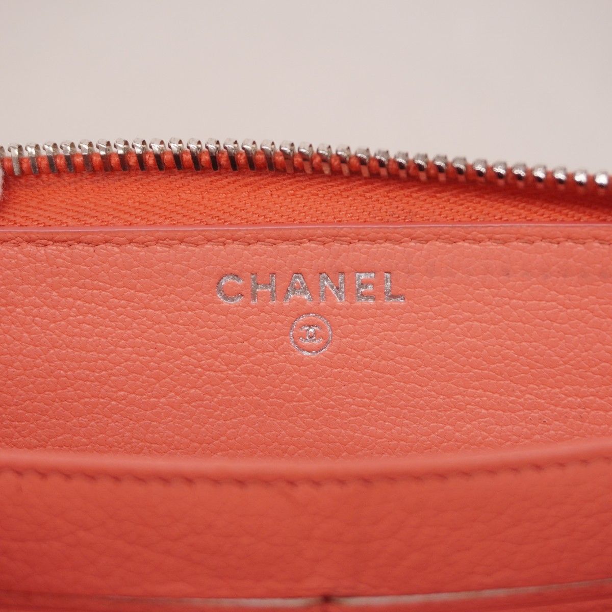 Chanel Wallet Leather Pink Silver — view 4
