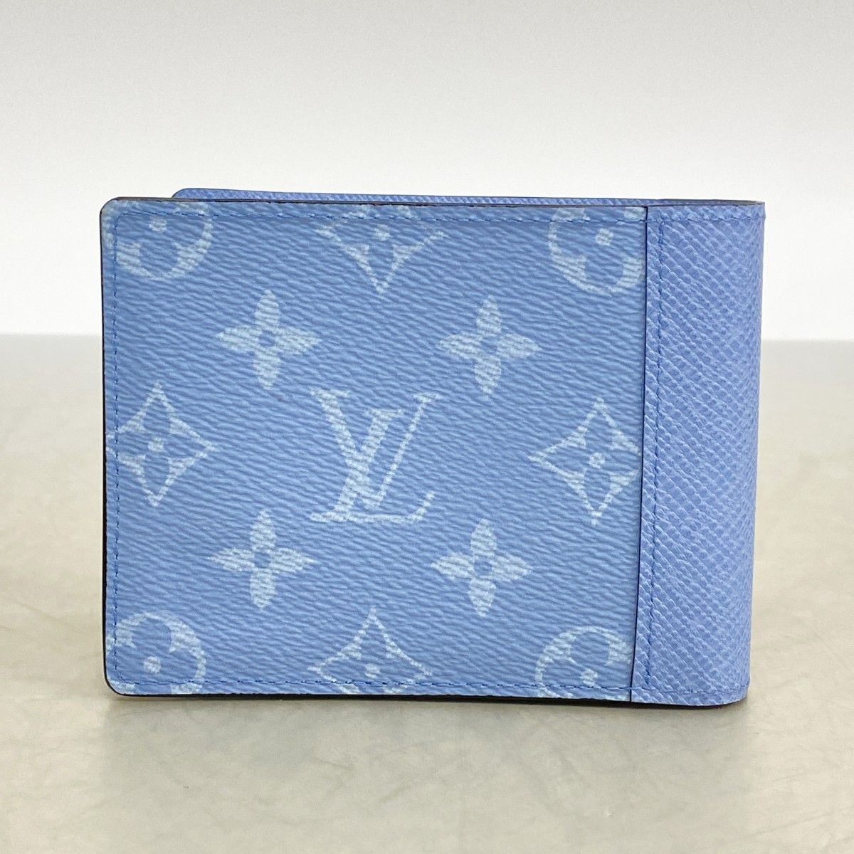 Louis Vuitton Wallet Monogram Taiga Portefeuille Multiple Sky Blue — view 5