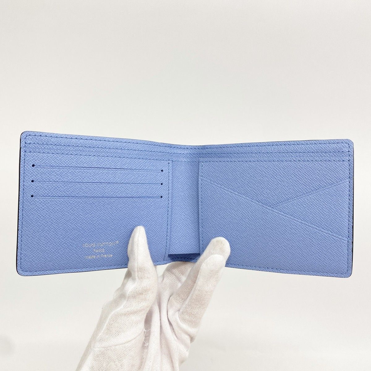Louis Vuitton Wallet Monogram Taiga Portefeuille Multiple Sky Blue — view 3