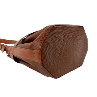 Louis Vuitton Vintage Sac Deport PM Epi Leather Shoulder Bag Kenya Brown — view 7