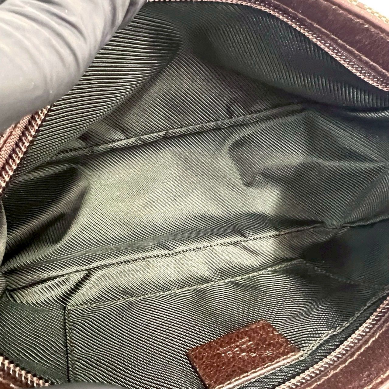 Gucci GG Canvas Logo Mini Shoulder Bag Pouch Brown — view 9