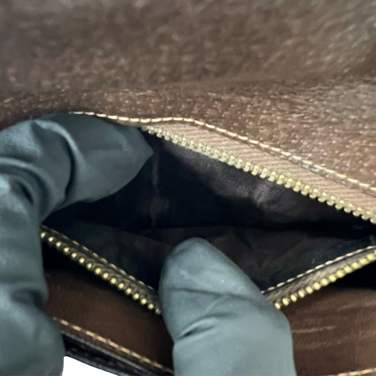 Gucci Vintage Sherry Line GG Logo Leather Pouch Case Brown — view 8