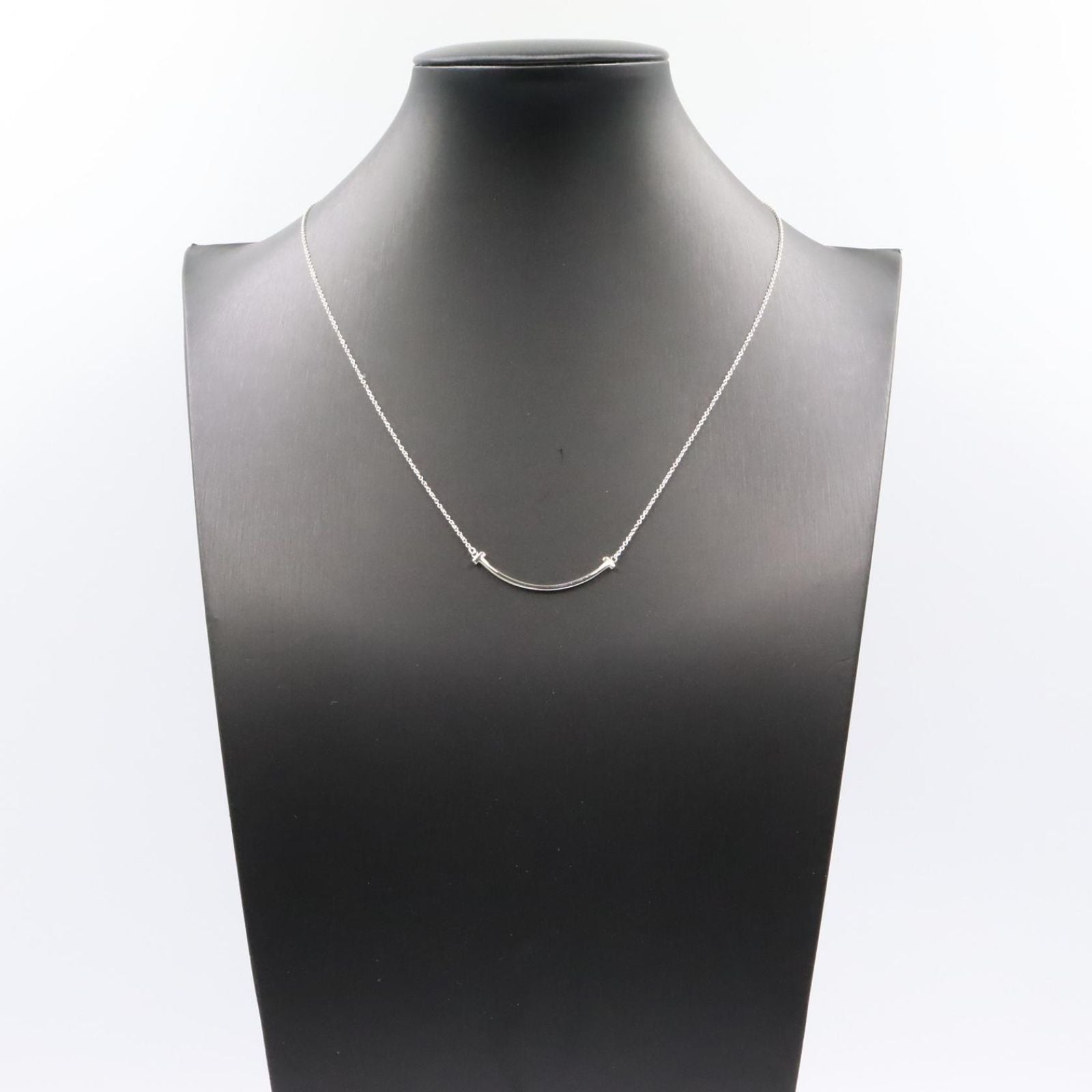 Tiffany & Co Necklace T Smile Small 40.5 45.5 cm 18k White Gold — view 8