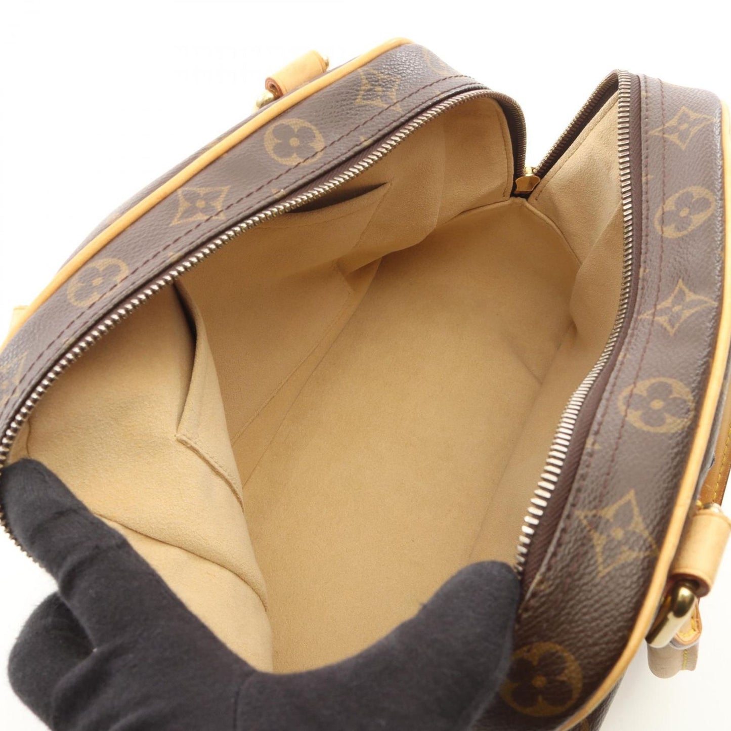 Louis Vuitton Handbag Manhattan PM Monogram Canvas Leather — view 3