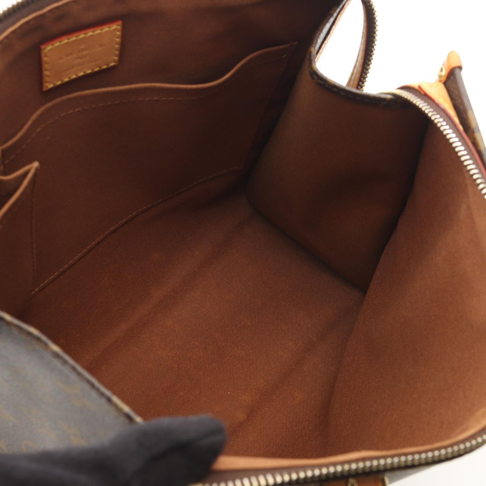 Louis Vuitton Tote Popincourt Monogram Canvas Leather — view 3