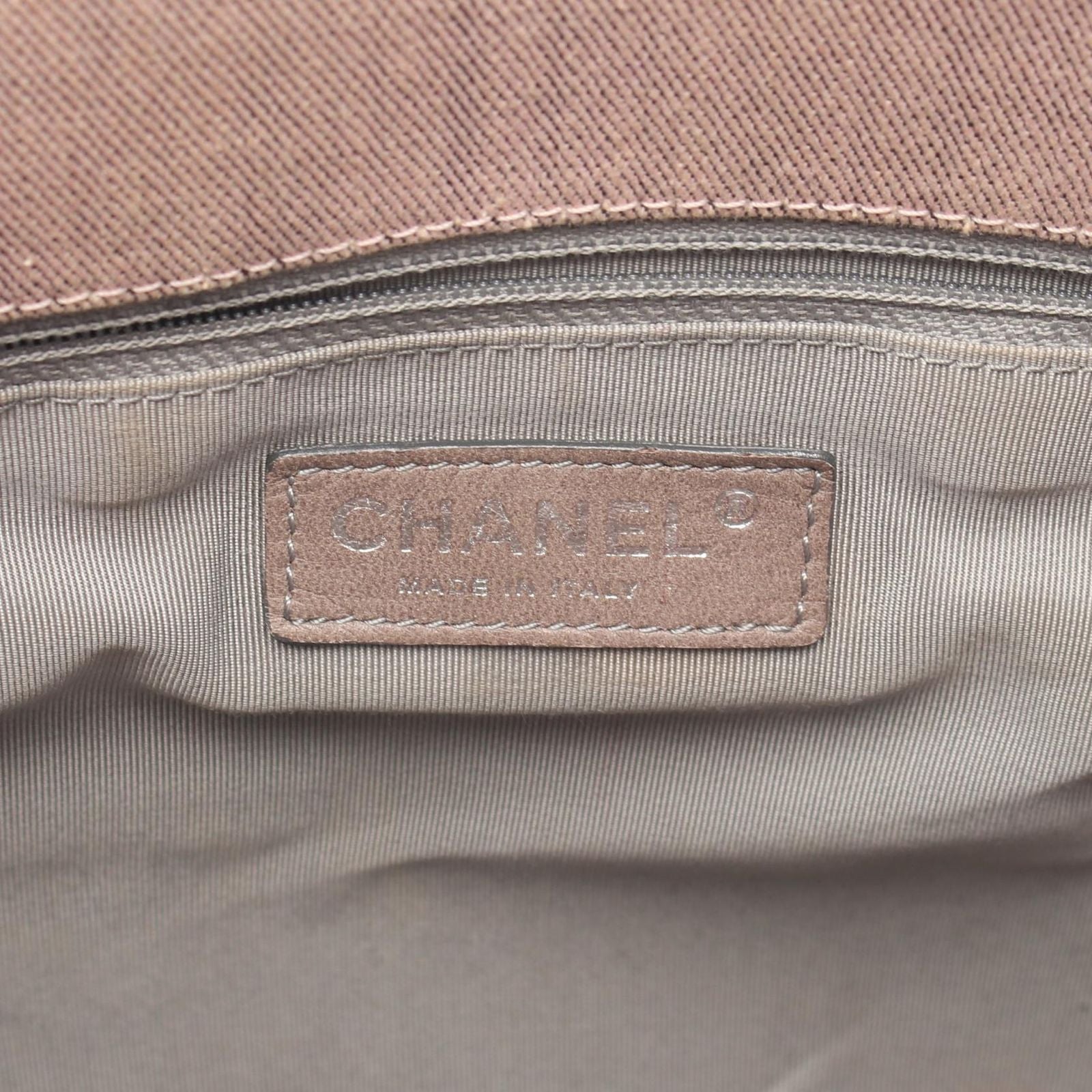 Chanel Tote CC Logo Pink Canvas Leather CC — view 4