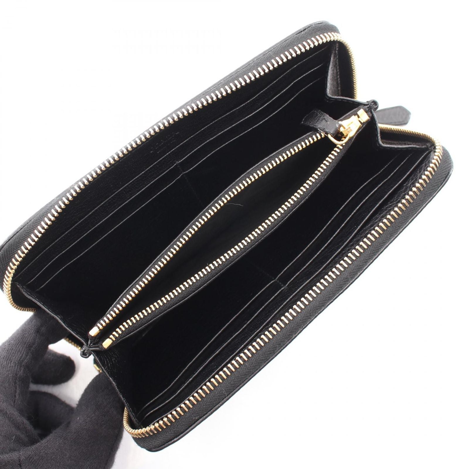 Prada Round Wallet Cervo Antic Met Black Leather — view 3