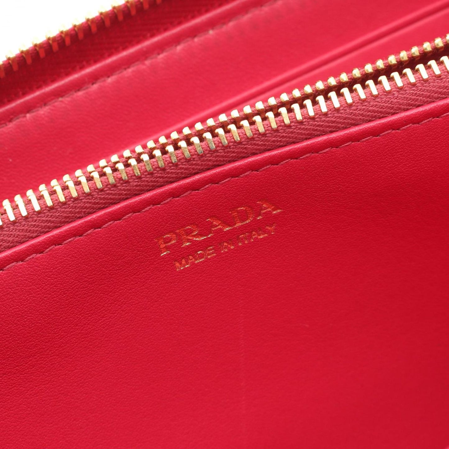 Prada Round Wallet Vittello Move I Pink Leather — view 4