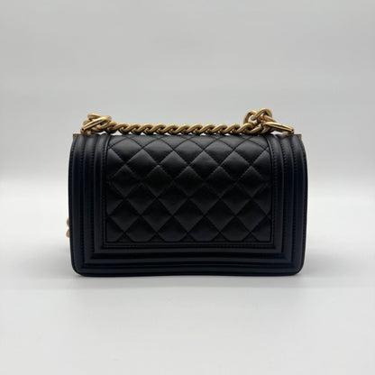 Chanel Shoulder Bag Boy Lambskin CC Logo Quilted Turnlock Gold Leather Black — view 2
