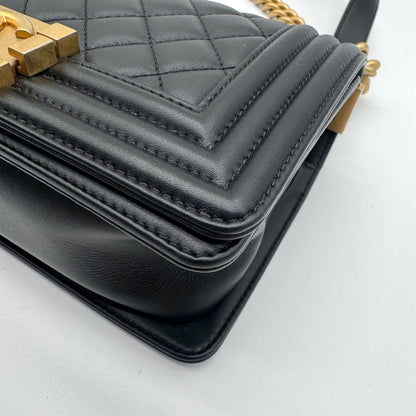 Chanel Shoulder Bag Boy Lambskin CC Logo Quilted Turnlock Gold Leather Black — view 8