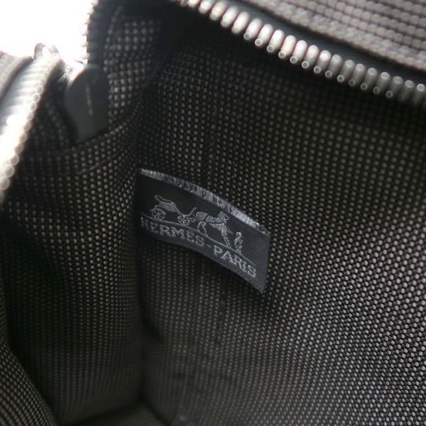 Hermes Her Line Tote PM — view 9