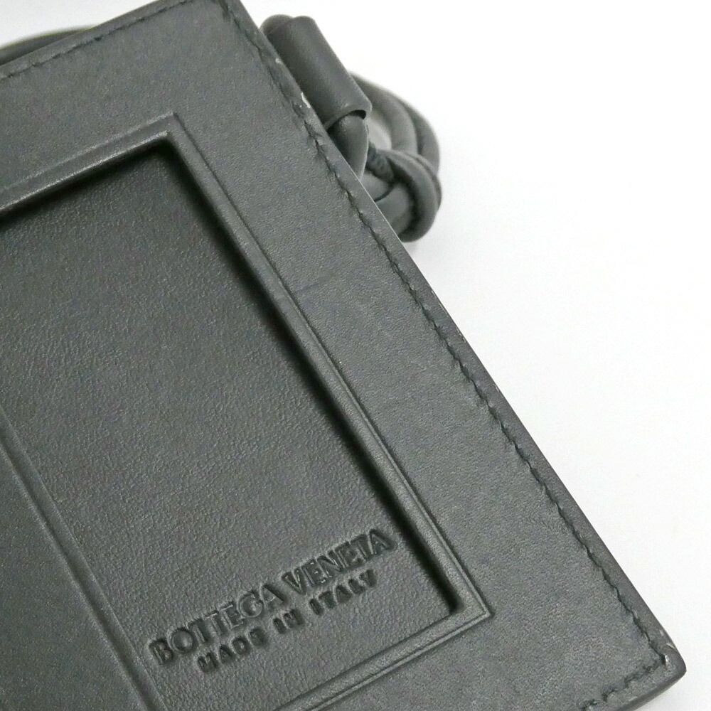 Bottega Veneta Intrecciato Badge Holder Calf Black Card — view 6