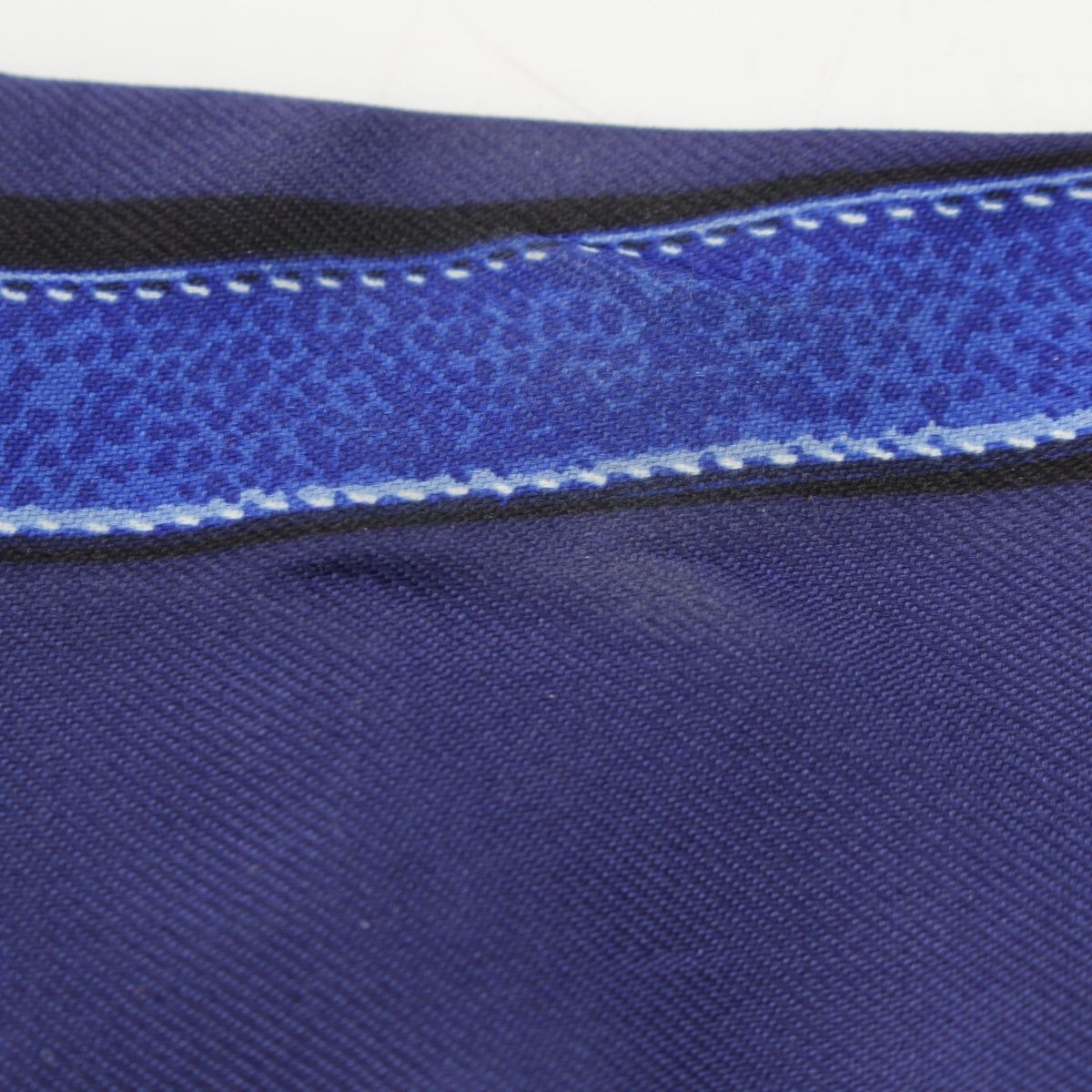 Hermes Twilly Silk Kelly Croam Motif Belt Pattern Scarf Blue — view 8