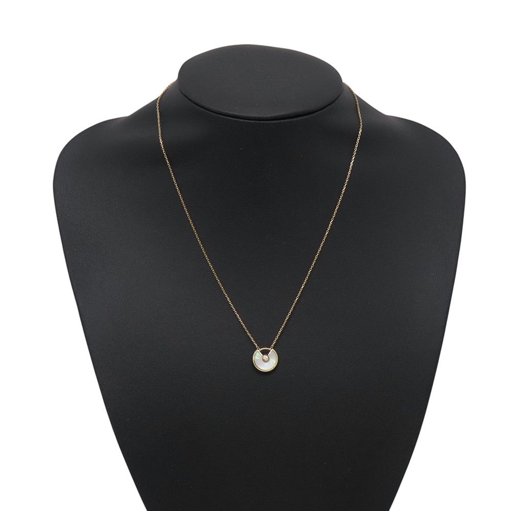 Cartier Necklace Amulet de XS Mother of Pearl Diamond 18k Yellow Gold Pendant — view 4