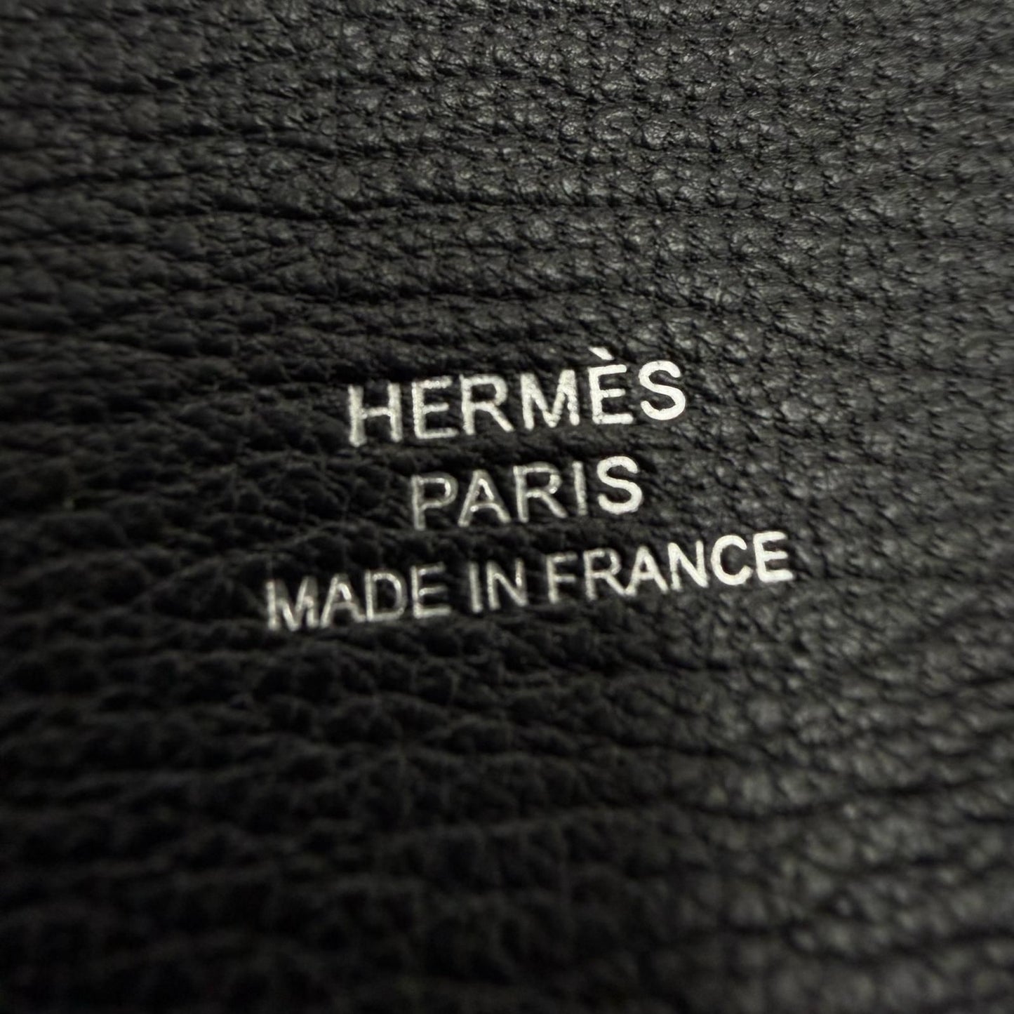 Hermes Calvi Chevre Misol Silver Coin Case Card Black — view 7