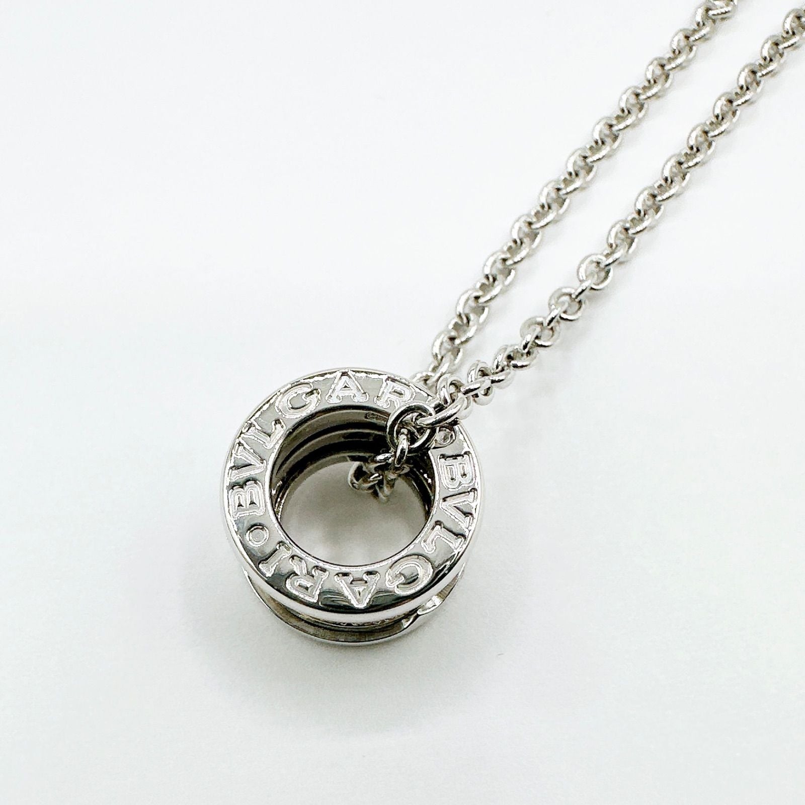 Bvlgari Diamond White Gold Necklace 43 cm — view 2