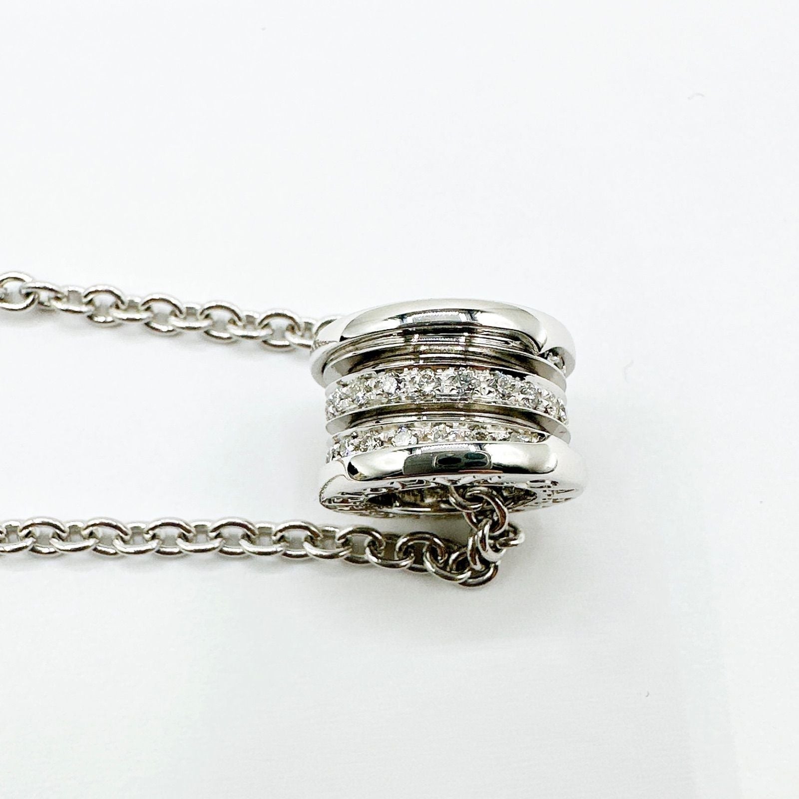 Bvlgari Diamond White Gold Necklace 43 cm — view 4