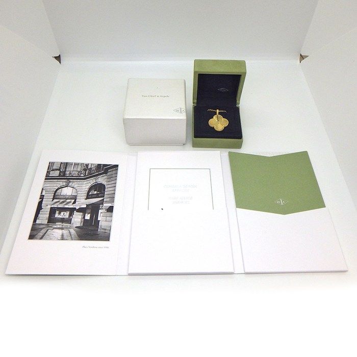 Van Cleef & Arpels Long Necklace Vintage Alhambra Guilloche 18k Yellow Gold — view 9