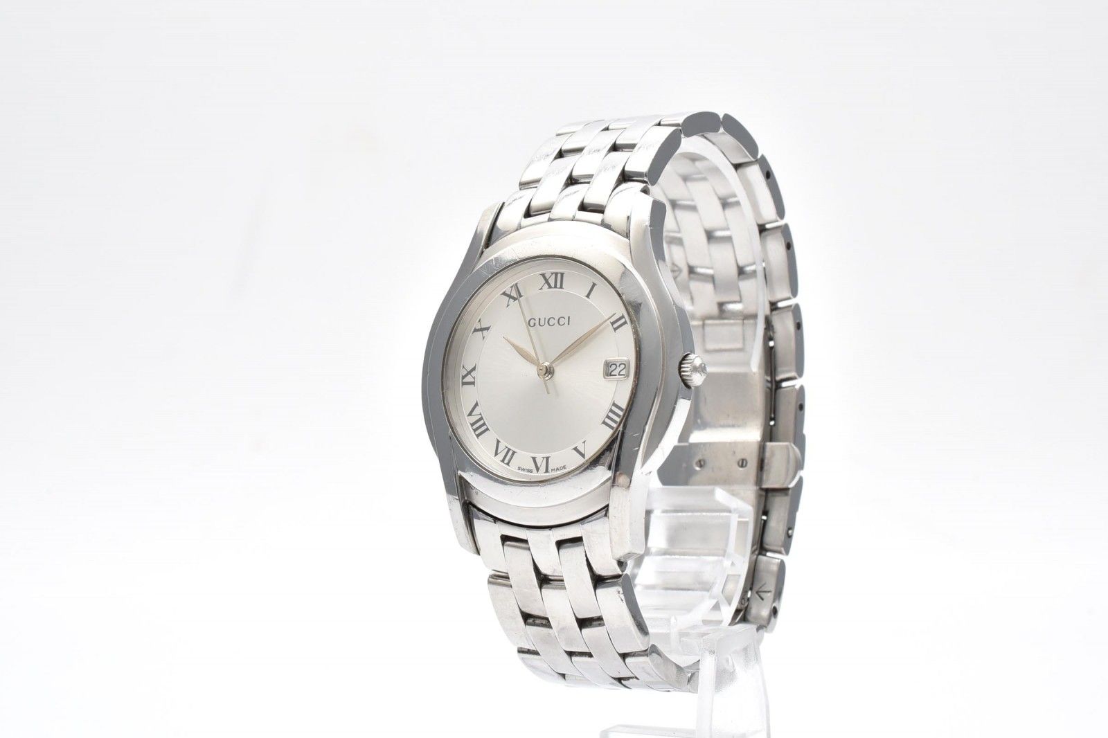 Gucci Watch Quartz Silver Dial Roman Index Date Stainless Steel — view 3