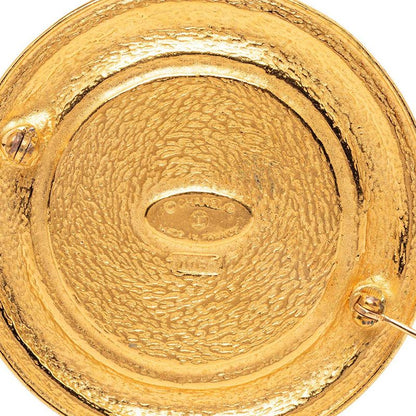 Chanel 31 Rue Cambon Logo Round Brooch Gold Plated — view 3