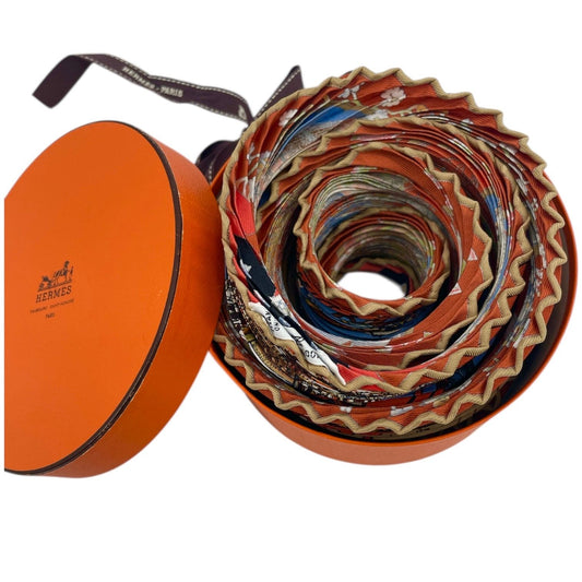 Hermes les Mythologies Des Hommes Rouges Legend of Brown Pleats Silk Scarf