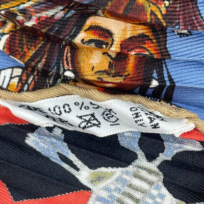 Hermes les Mythologies Des Hommes Rouges Legend of Brown Pleats Silk Scarf — view 3