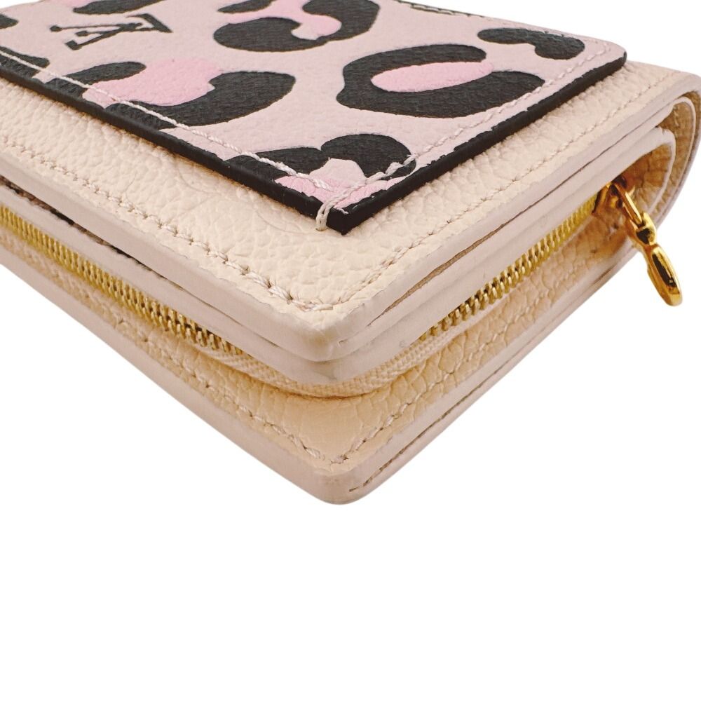 Louis Vuitton Portefeuille Clair Empreinte Leather Trifold Wallet White — view 6