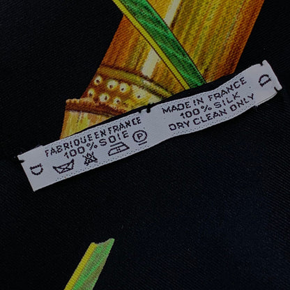 Hermes Carre 90 Jardin Creole Cles Or's Paradise Silk Scarf Black — view 7
