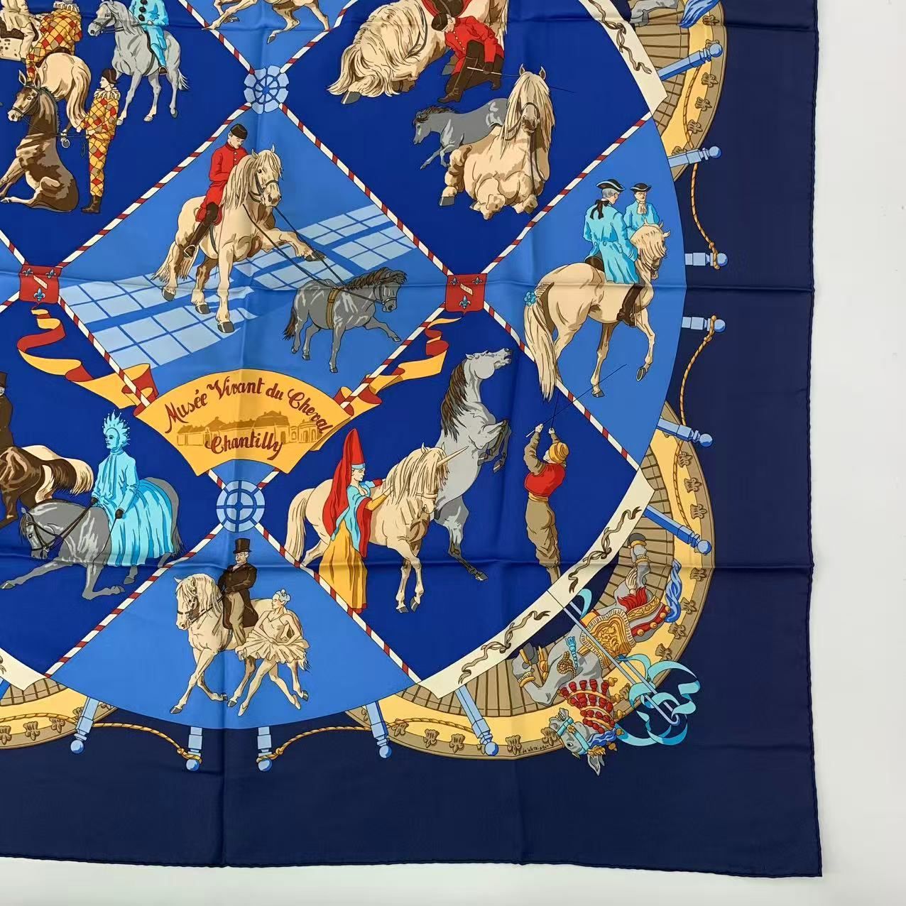 Hermes Carre 90 Scarf Silk Musee Vivant du Cheval Chantilly Chien Thichy Castle — view 5