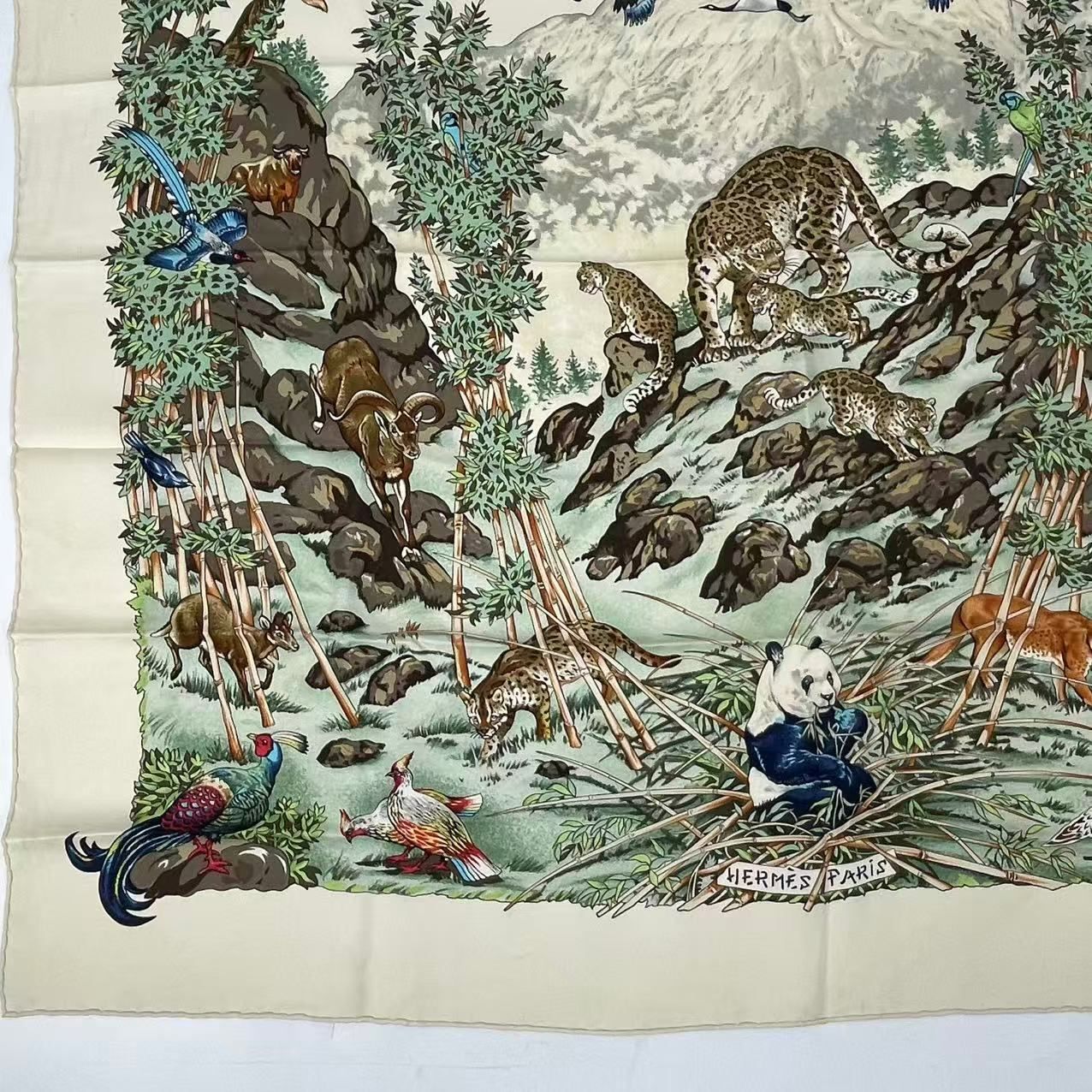 Hermes Carre 90 Sichuan Silk Scarf White — view 4