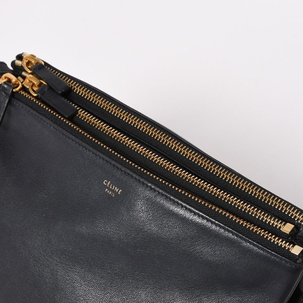 Celine Trio Shoulder Bag Clutch Black Leather Gold — view 5