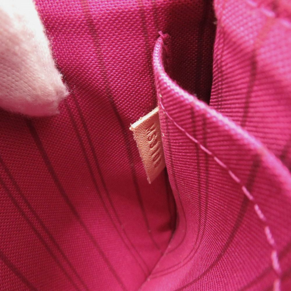 Louis Vuitton Neverfull Pouch GM Monogram Patches Pivoine — view 7