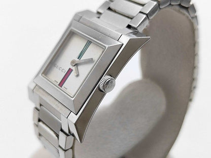 Gucci Watch Sherry Line Silver Stainless Steel 2 Hand Quartz — view 2