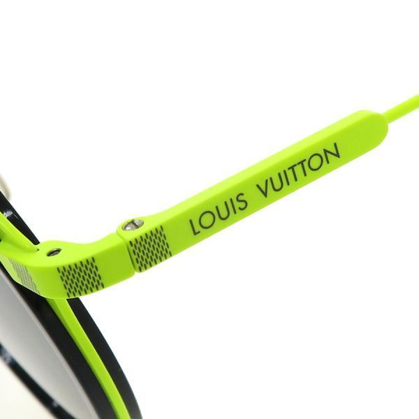 Louis Vuitton Damier Shuffle Sunglasses Eyewear — view 8