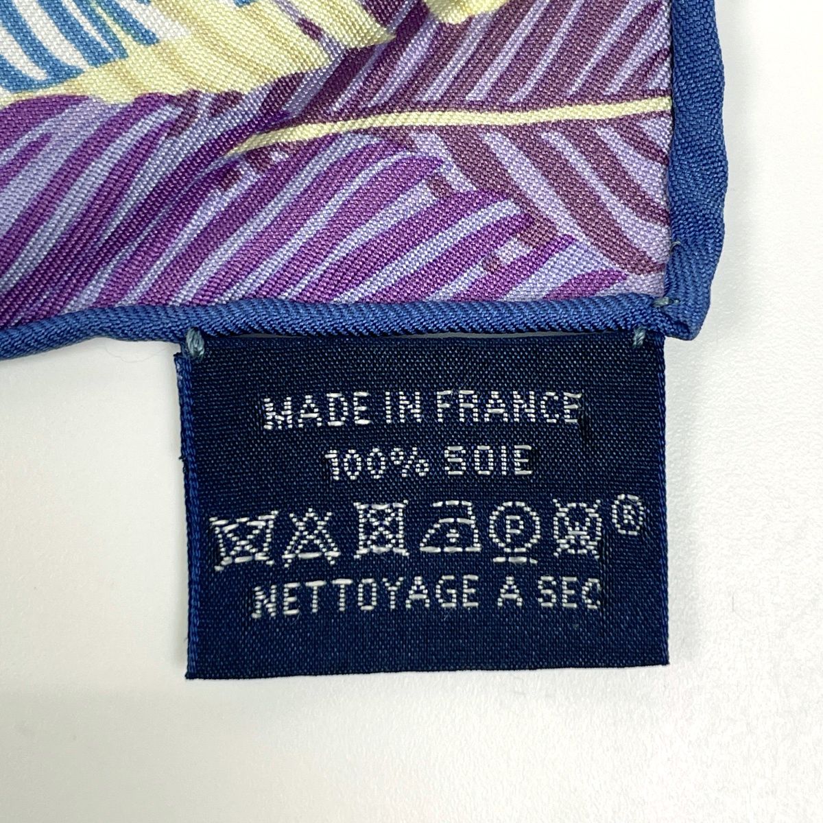 Hermes Carre 90 Jaguar Quetzal Scarf Silk Purple Multicolor — view 2