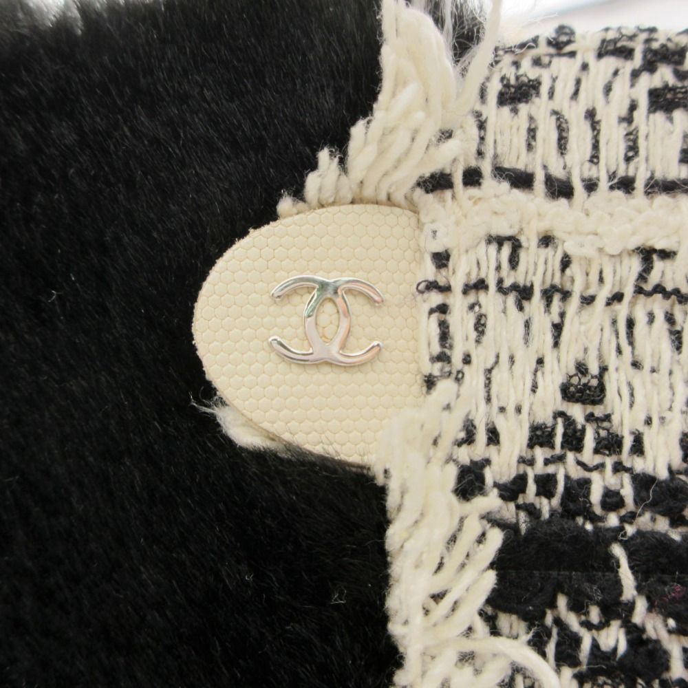Chanel Boots Long Tweed Rabbit Fur CC Logo Wood Heels White — view 7