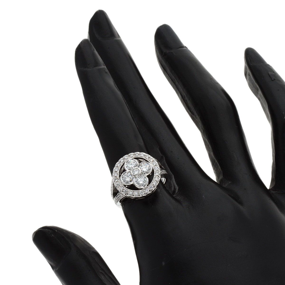 Louis Vuitton Bague Blossom GM Diamond 50 Ring 18K White Gold — view 7